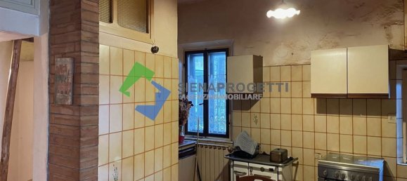 4 rooms Apartment in Siena, Italy No. 121799 12