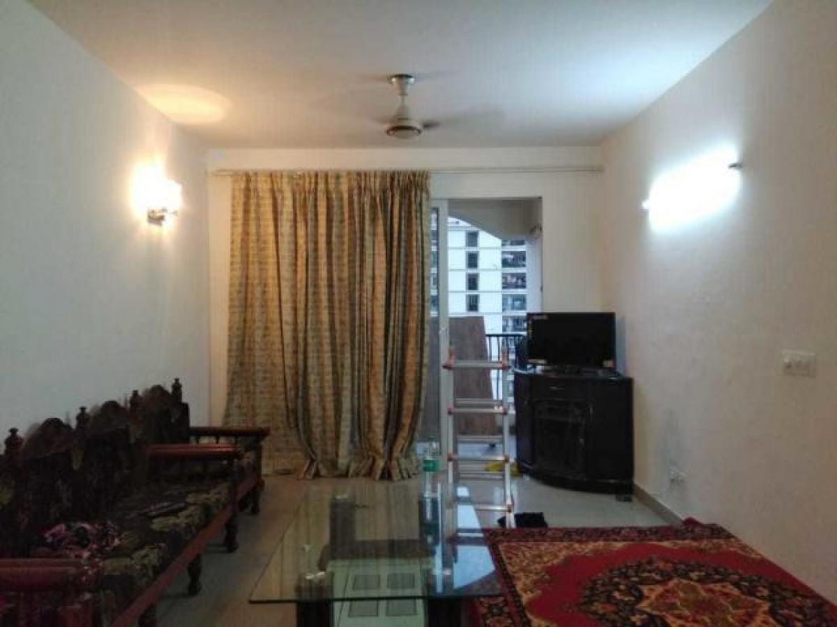 2 bedrooms House in Ghaziabad, India No. 26699