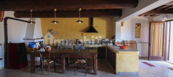 4 Schlafzimmer Haus in Bettona, Italy, Nr. 108131 44