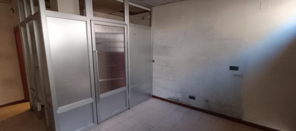  عقار تجاري في Leon, Spain 200متر مربع رقم 65838 8