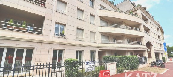 Gewerbliche Immobilie in Garches, France 86m², Nr. 151492 2