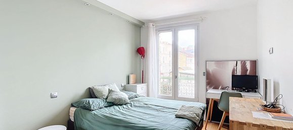 2 chambres Appartement à Suresnes, France No. 163433 6