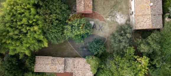 2 bedrooms House in Serra San Quirico, Italy No. 356159 5