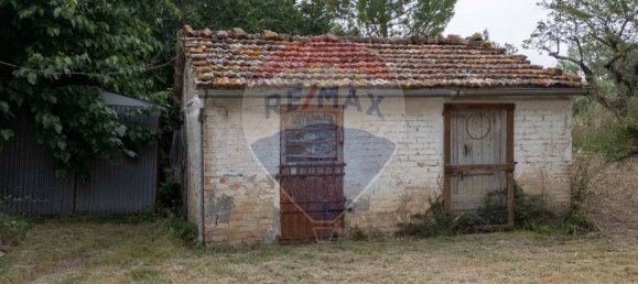 2 bedrooms House in Serra San Quirico, Italy No. 356159 6