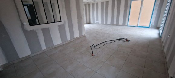 4 bedrooms House in Calvados, France No. 356462 5