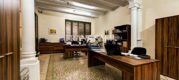  Office in Sliema, Malta No. 12938 6