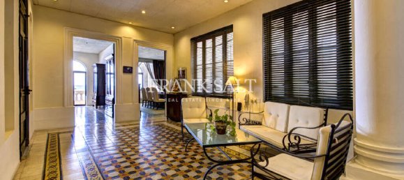  Office in Sliema, Malta No. 12938 3