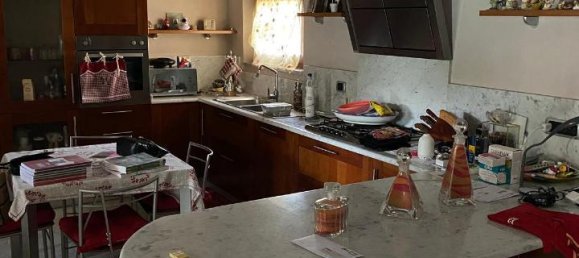 Villa de 7 divisões em Aulla, Italy N.º 132909 4