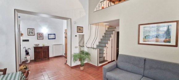1 bedroom Apartment in Florence, Italy No. 98585 8