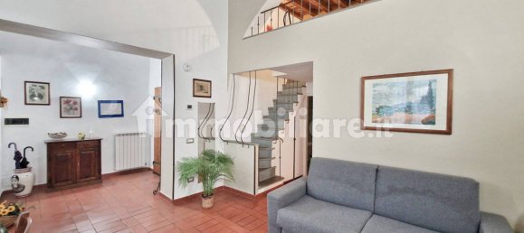 1 bedroom Apartment in Florence, Italy No. 98585 32