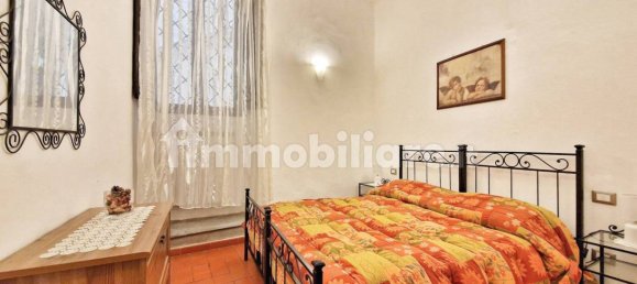 1 bedroom Apartment in Florence, Italy No. 98585 7