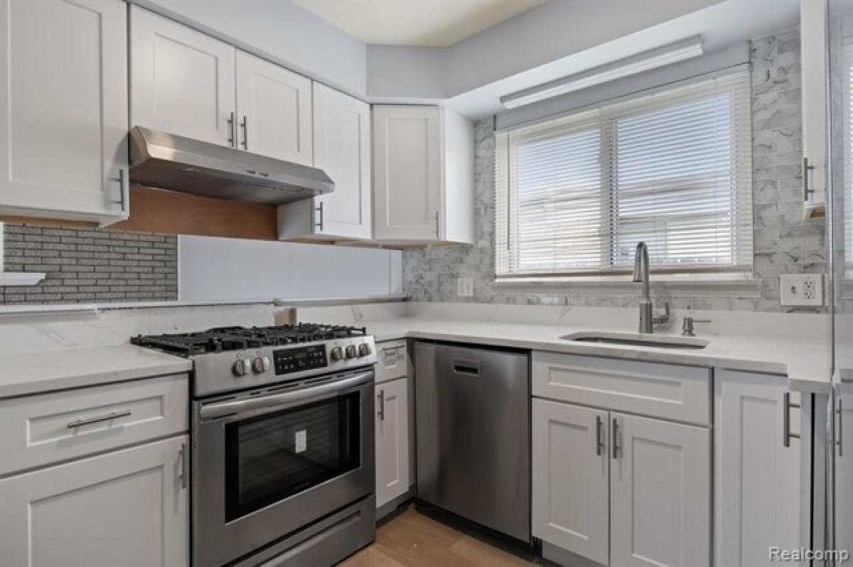 Дом с 3 спальнями в Дирборн Хайтс, США № 371585