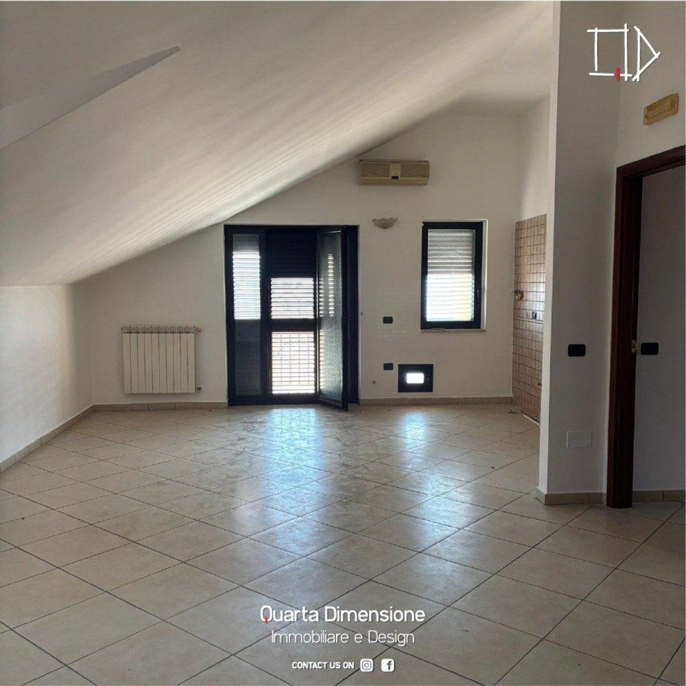 Apartamento de 3 dormitorios en Santa Maria Capua Vetere, Italy No. 377386