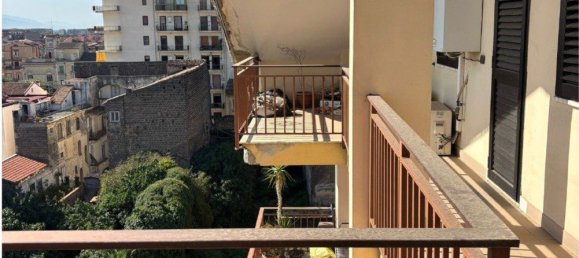 Apartamento de 3 dormitorios en Santa Maria Capua Vetere, Italy No. 377386 10