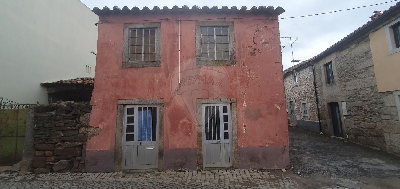 6 bedrooms House in Miranda do Douro, Portugal No. 37361