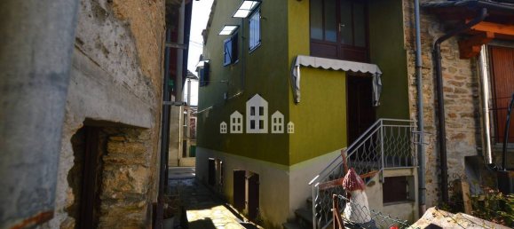 2 bedrooms House in Frassinetto, Italy No. 103327 17