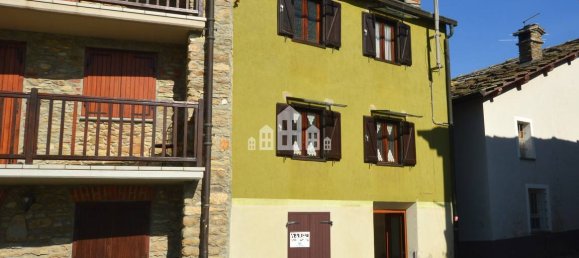 2 bedrooms House in Frassinetto, Italy No. 103327 2