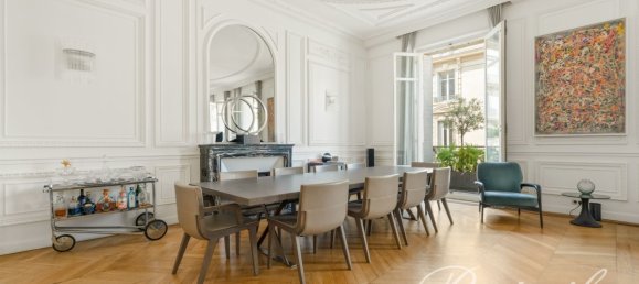 4 bedrooms Apartment in Paris, France No. 294182 2