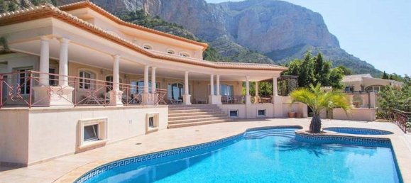 Вилла с 6 спальнями в Аликанте, Испания № 55016 38