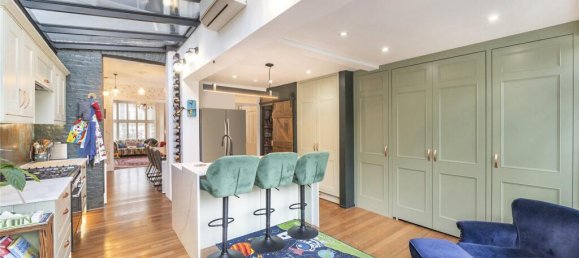 Casa de 4 dormitorios en East Putney, United Kingdom No. 8995 18