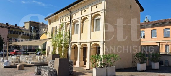 3-Zimmer Gewerbliche Immobilie in Codogno, Italy, Nr. 257688 5