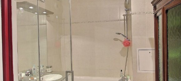 2 bedrooms Apartment in Massy, France No. 183872 10