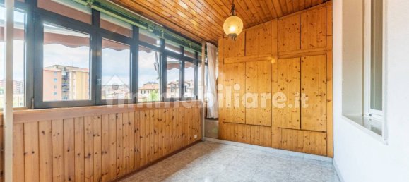 Apartamento de 1 dormitorio en Corsico, Italy No. 287380 3