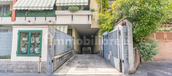 Apartamento de 1 dormitorio en Corsico, Italy No. 287380 30