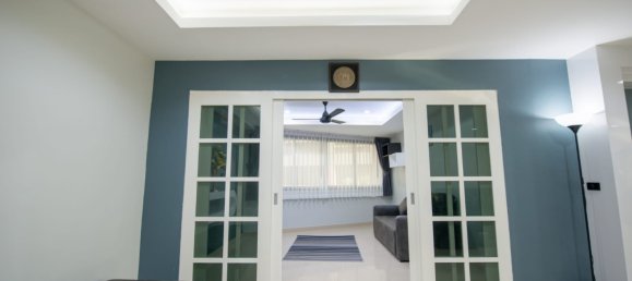 3 bedrooms Condo in Bangkok, Thailand No. 6608 3