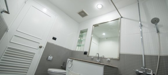 3 bedrooms Condo in Bangkok, Thailand No. 6608 11