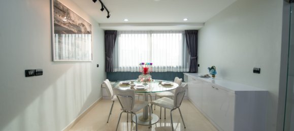 3 bedrooms Condo in Bangkok, Thailand No. 6608 9