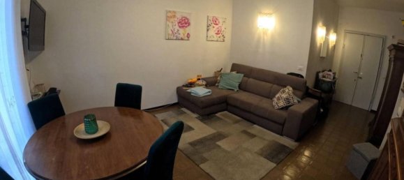 2 bedrooms Apartment in Florence, Italy No. 267727 2