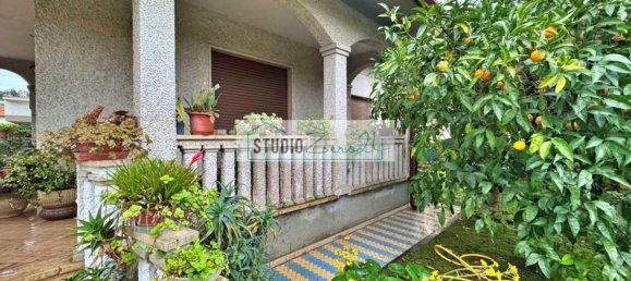 4 bedrooms Villa in Pietrasanta, Italy No. 51014 29