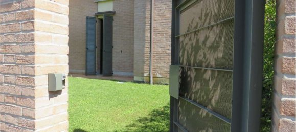 4 bedrooms Apartment in Reggio Emilia, Italy No. 349374 32