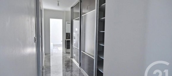 4 bedrooms House in Mer, France No. 250825 6