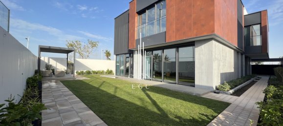 5 bedrooms Villa in Saadiyat Island, UAE No. 39304 3