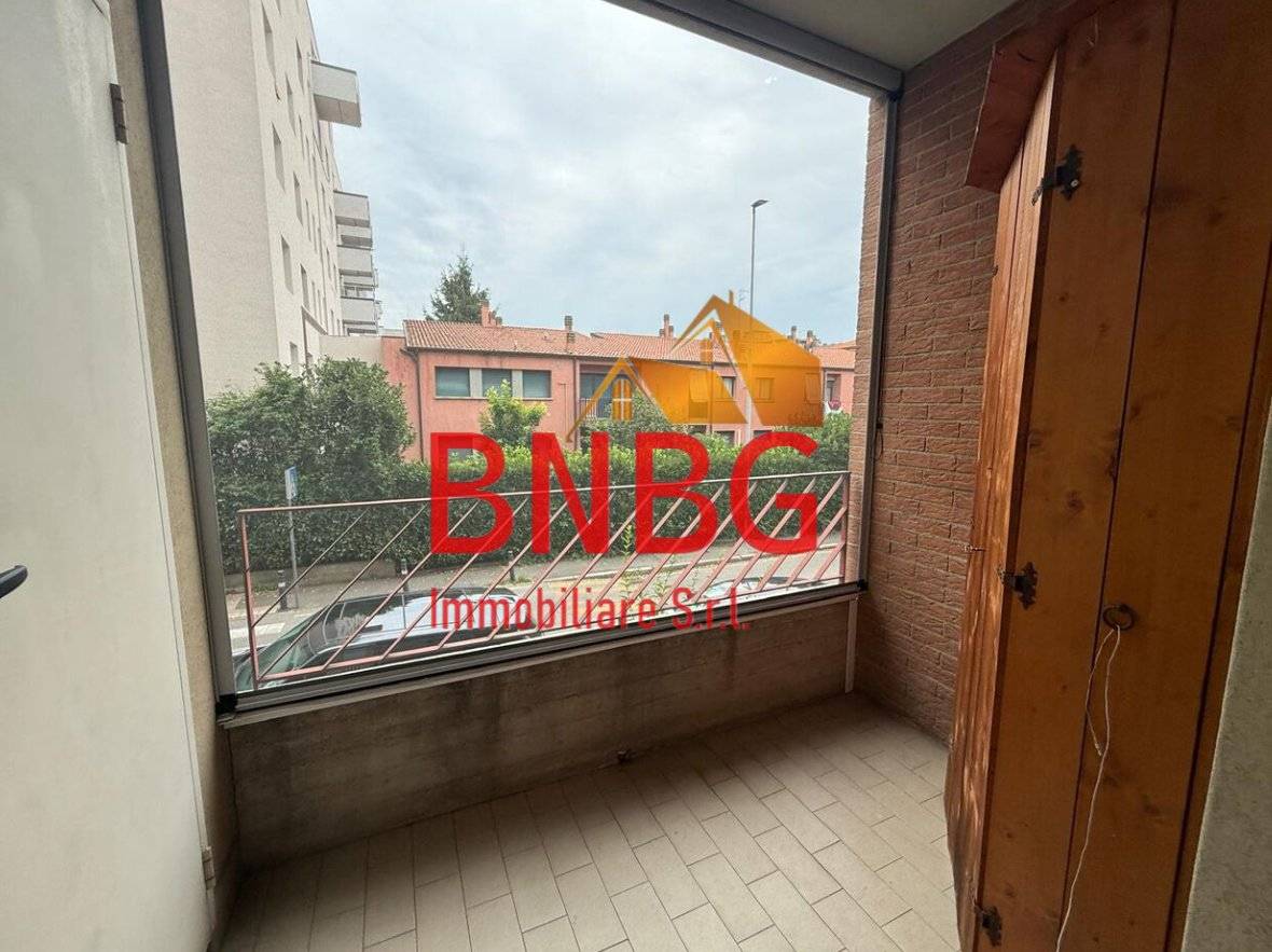 Квартира с 2 спальнями в Бергамо, Италия № 385492