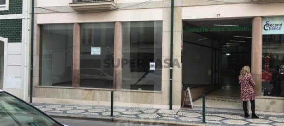 174m² Commercial property in Aveiro, Portugal No. 165216 8