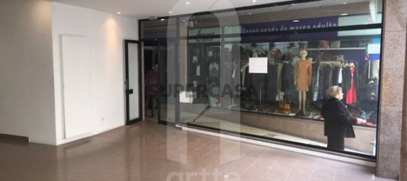 174m² Commercial property in Aveiro, Portugal No. 165216 14