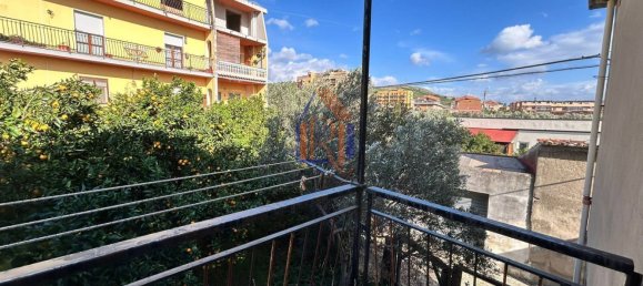 Casa de 3 divisões em Catanzaro, Italy N.º 86925 16