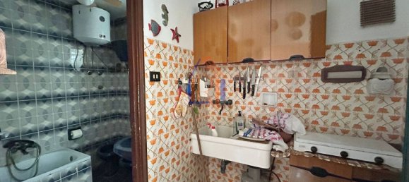 Casa de 3 divisões em Catanzaro, Italy N.º 86925 9