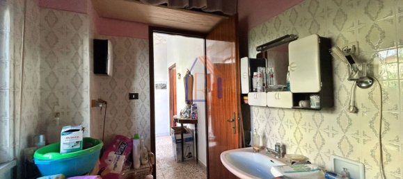 Casa de 3 divisões em Catanzaro, Italy N.º 86925 22