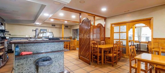 Коммерческая недвижимость 605м² в Моралзарзал, Испания № 78503 40