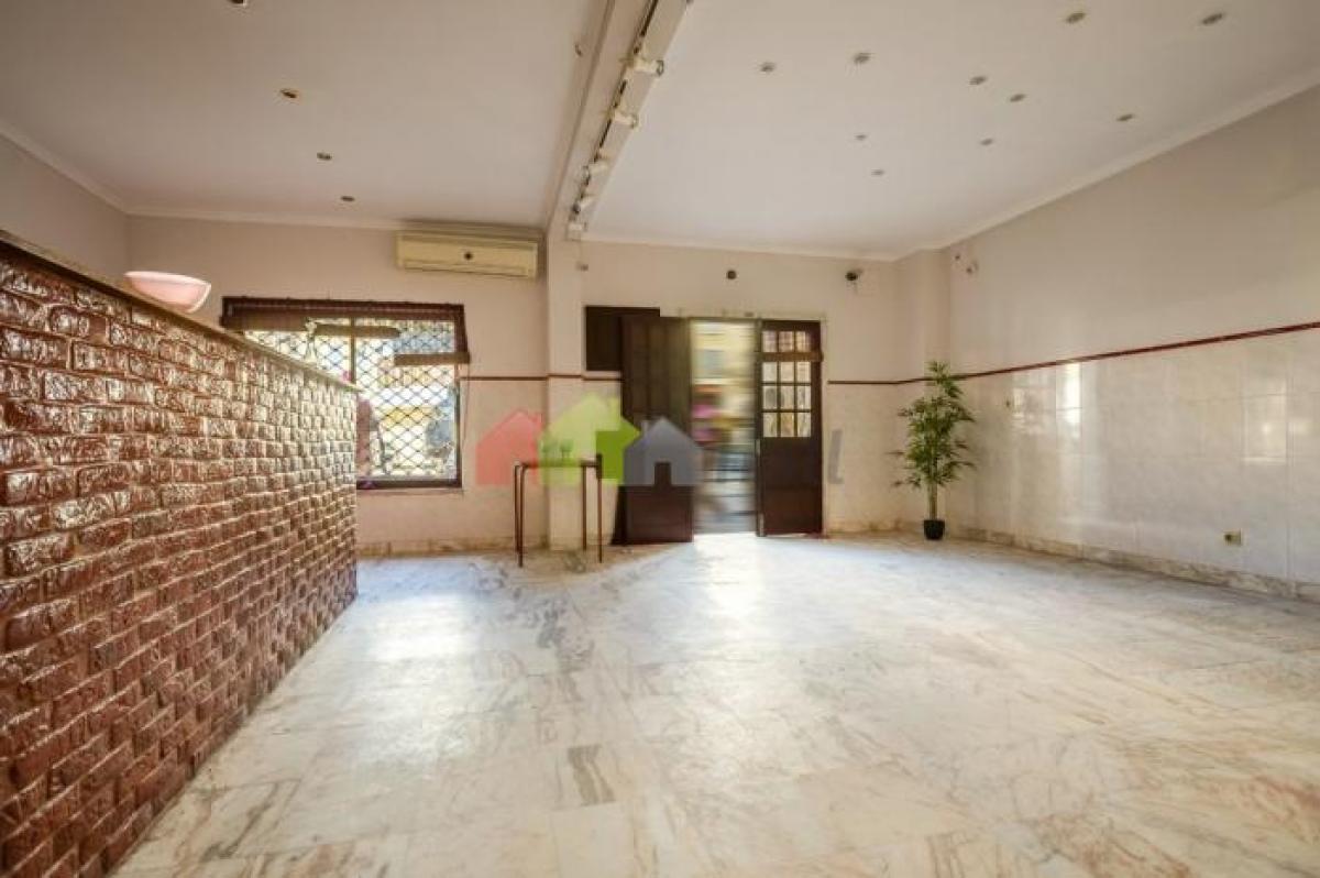 1 bedroom Shop in Seixal, Portugal No. 1967