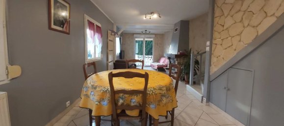 3 bedrooms House in Chelles, France No. 176715 7