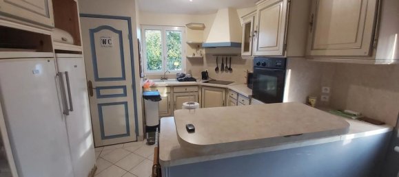 3 bedrooms House in Chelles, France No. 176715 5