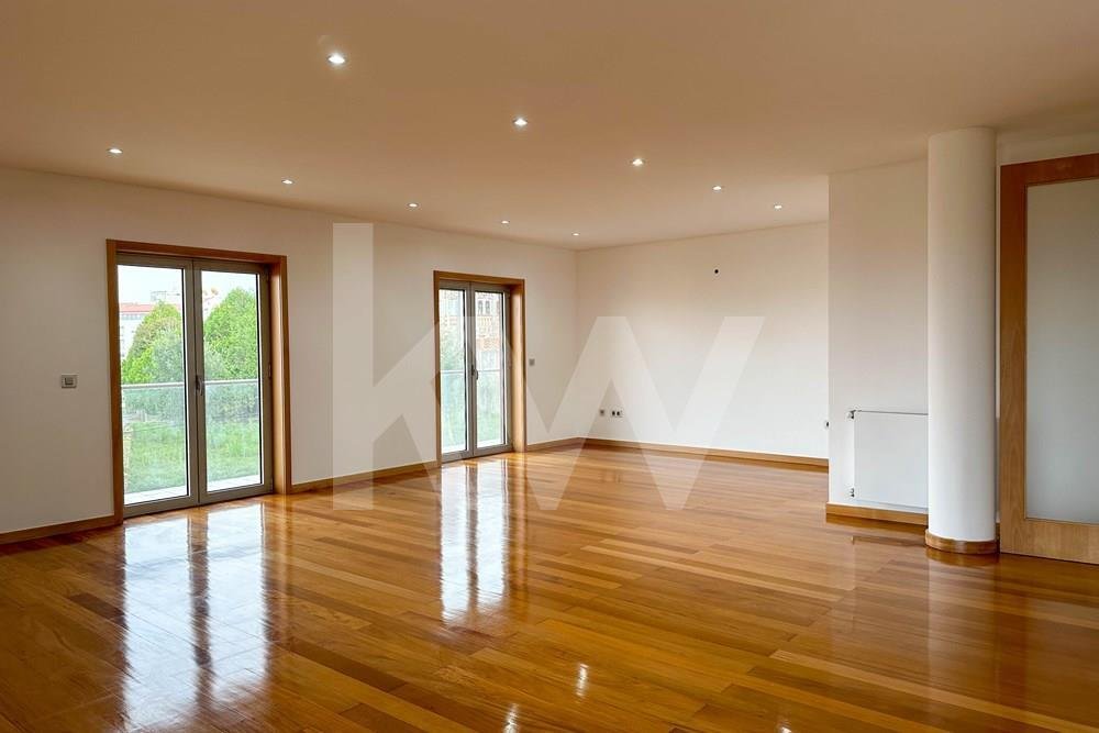 Apartamento T4 em Vila Nova de Gaia, Portugal N.º 114024