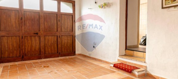 4 rooms House in Laconi, Italy No. 33502 10