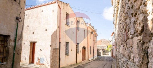 4 rooms House in Laconi, Italy No. 33502 28