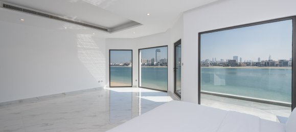 4 bedrooms Villa for sale in Palm Jumeirah, Dubai, UAE № 105980 11